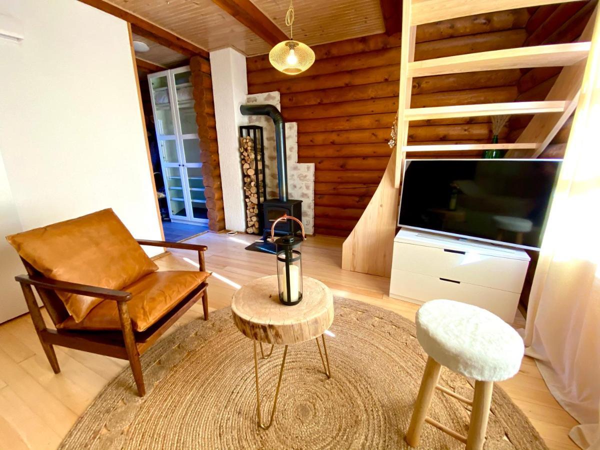 Pine Lodge Hlevci Eksteriør bilde